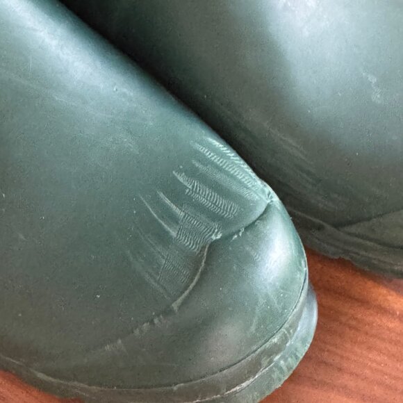 HUNTER Rain Boots - Tall in Forest Green - Picture 3 of 7